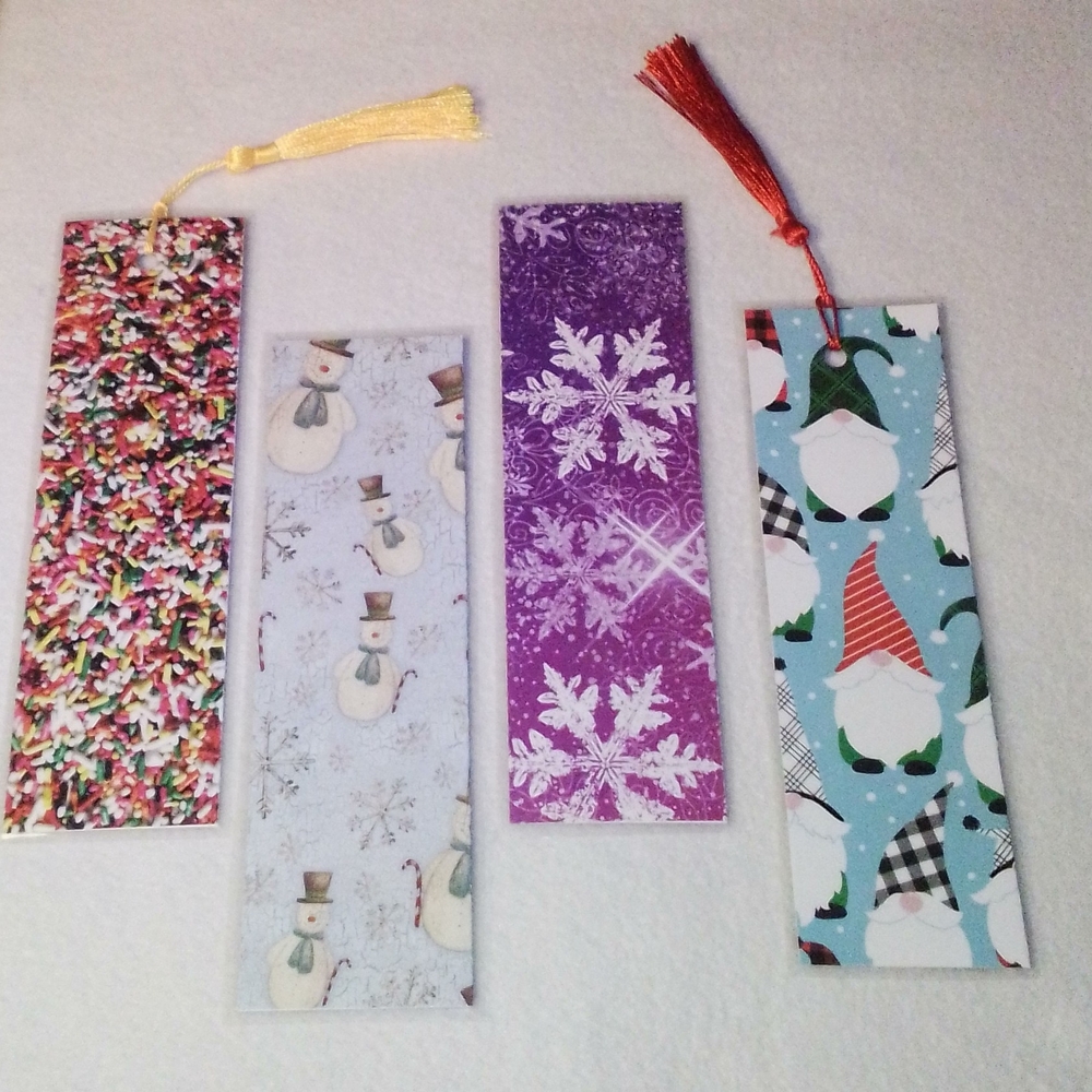 Bookmarks Set Lot of 4 Laminated Christmas Winter Theme NEW